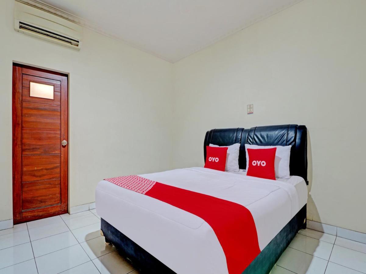 Capital O 90407 Wisma Bahtera Hotel Cirebon Exterior foto
